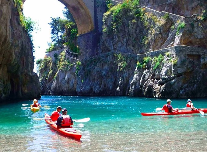 Kayak Amalfi Coast excursion tour